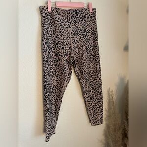 Preloved Jessica Simpson Animal Print Athletic Leggings Size Large